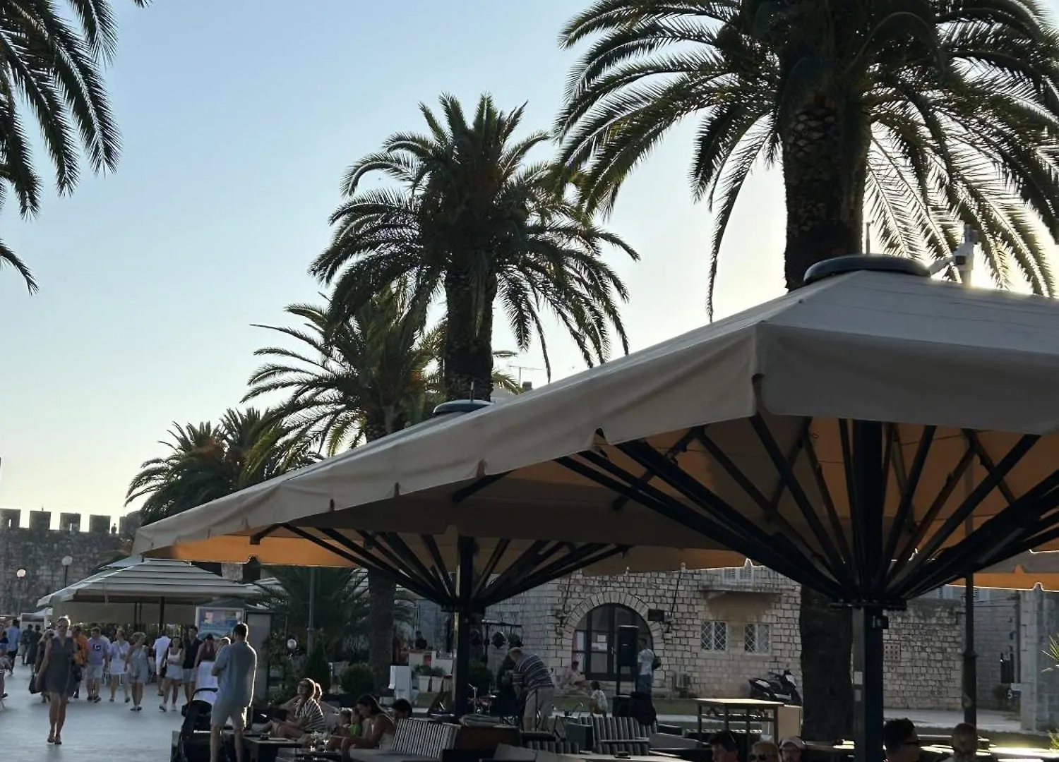 Apartmani Ema Trogir 0*,