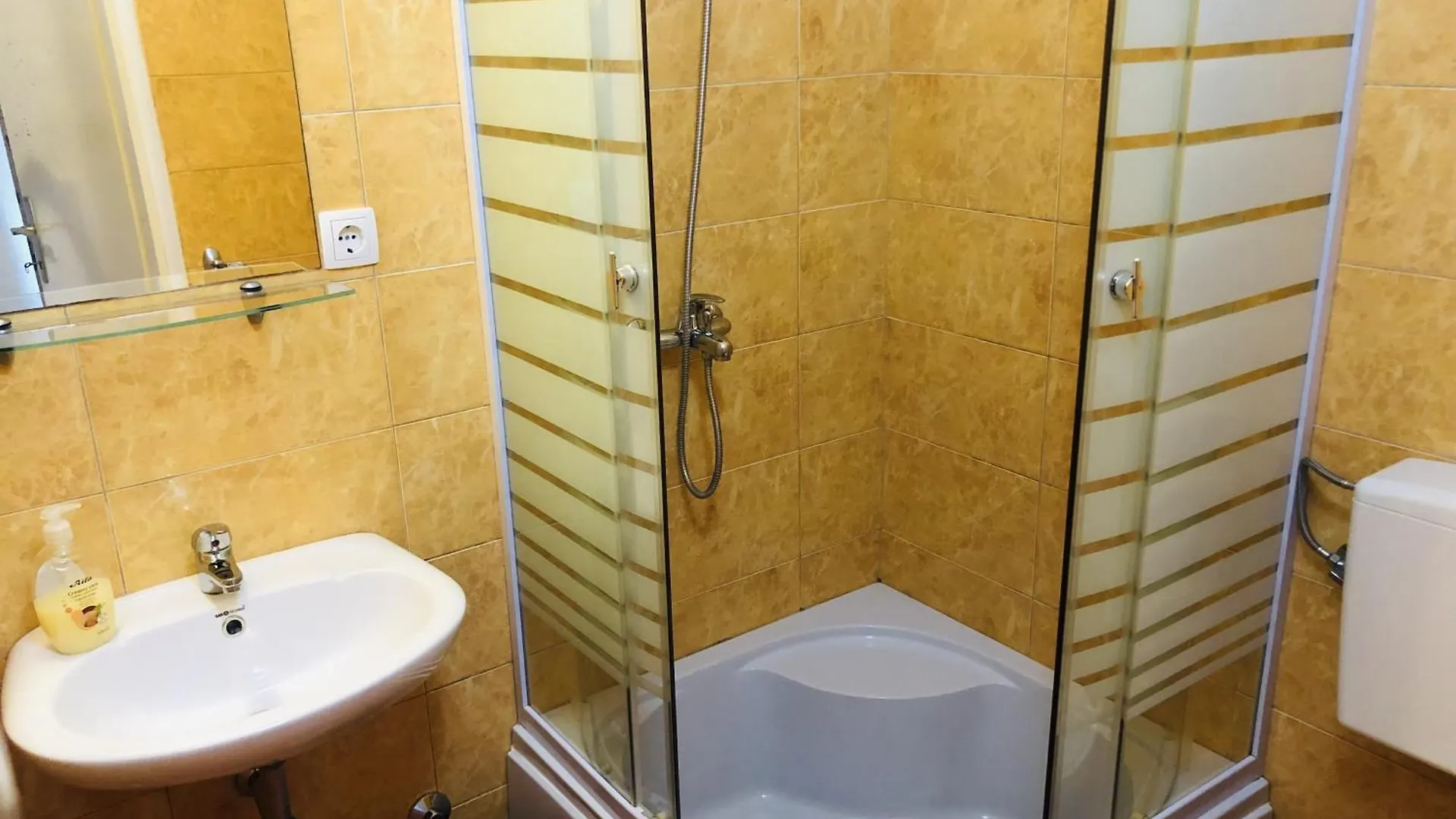 Apartmani Ema Trogir Croatia