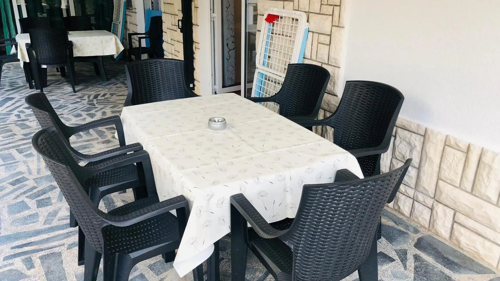 Apartmani Ema Trogir 0*,